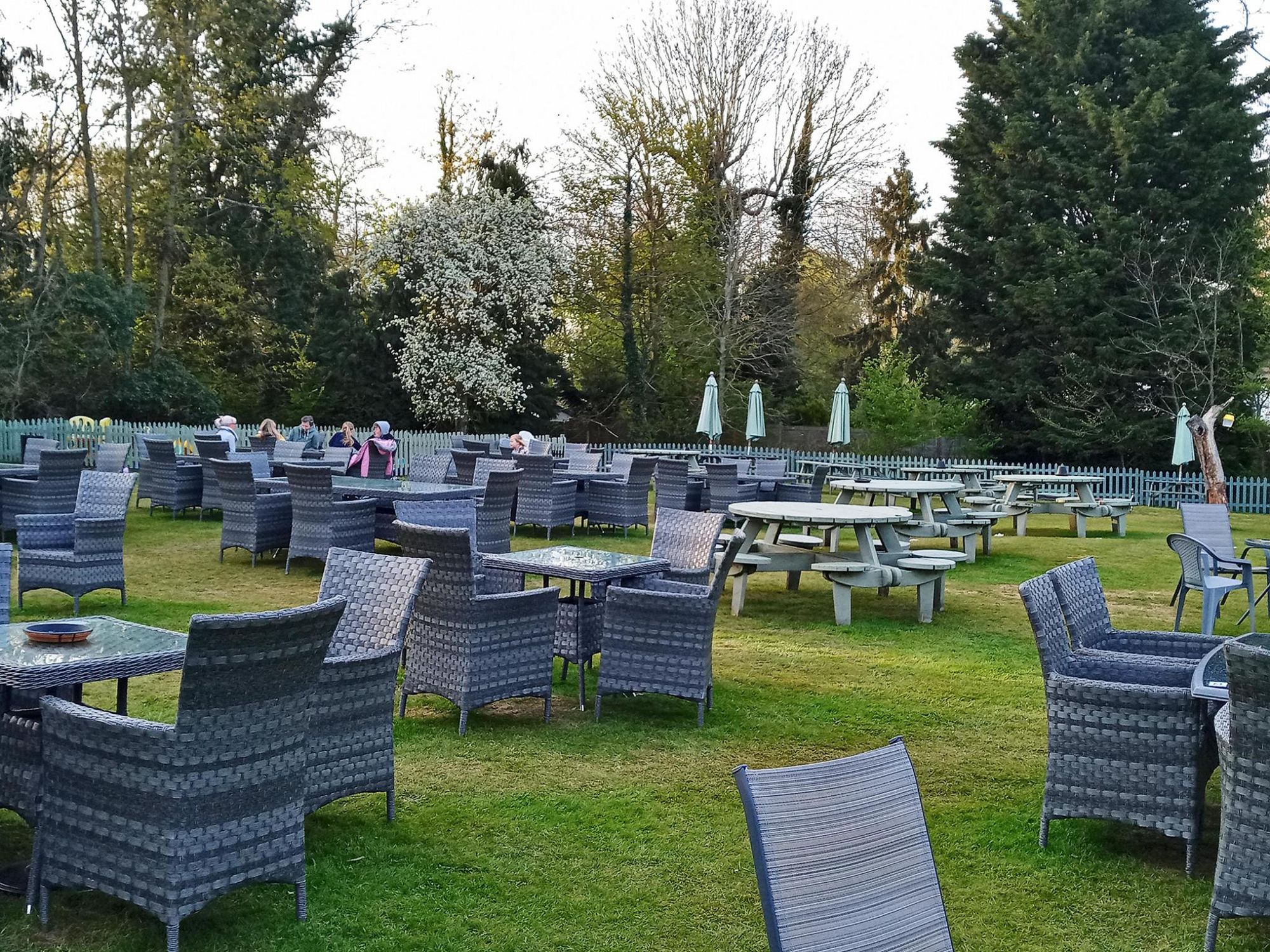 Coach & Horses at Newgate Street. (Pub, Garden). Published on 26-04-2021