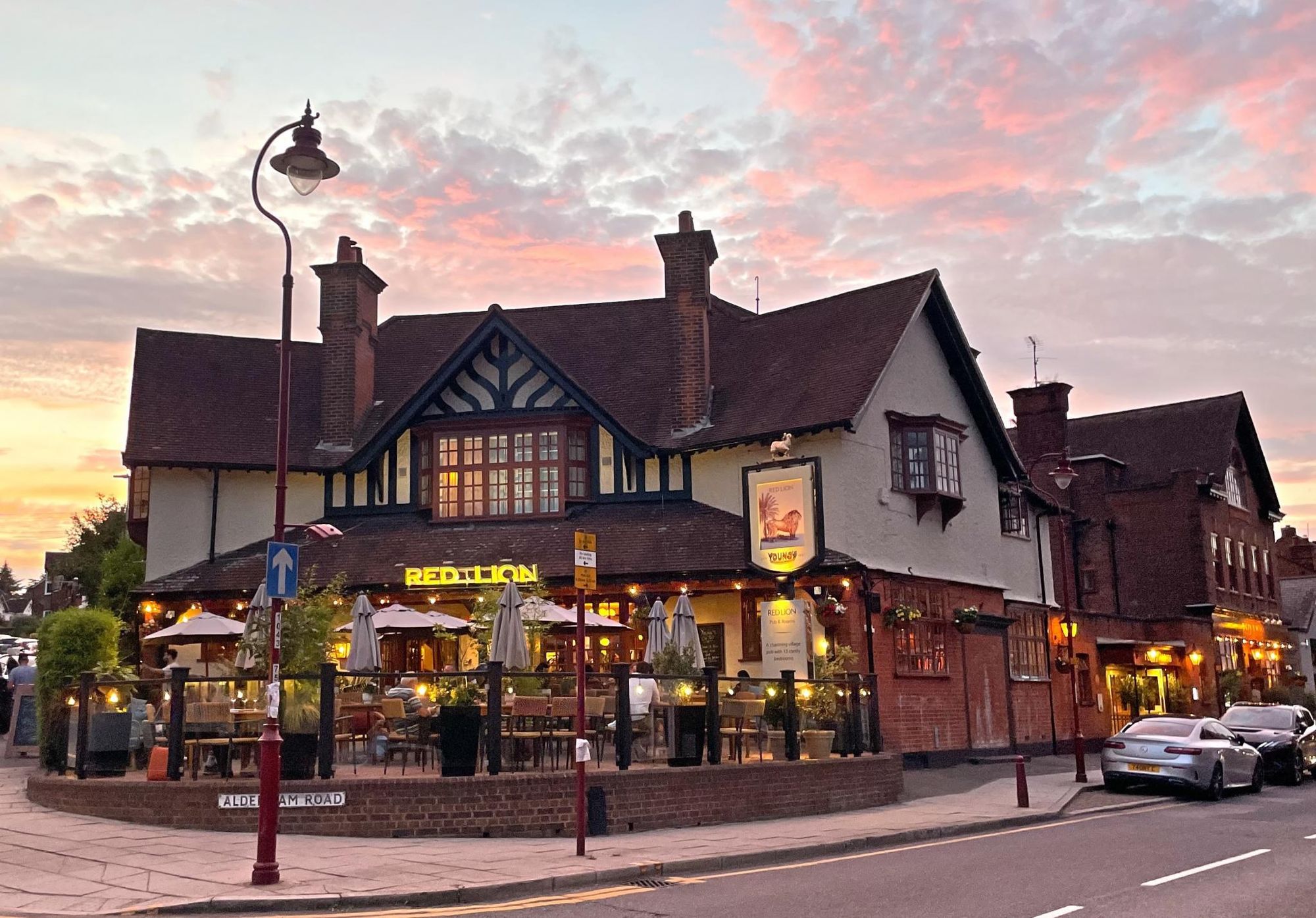 Red Lion Hotel, Radlett. (Pub, Key). Published on 01-01-1970
