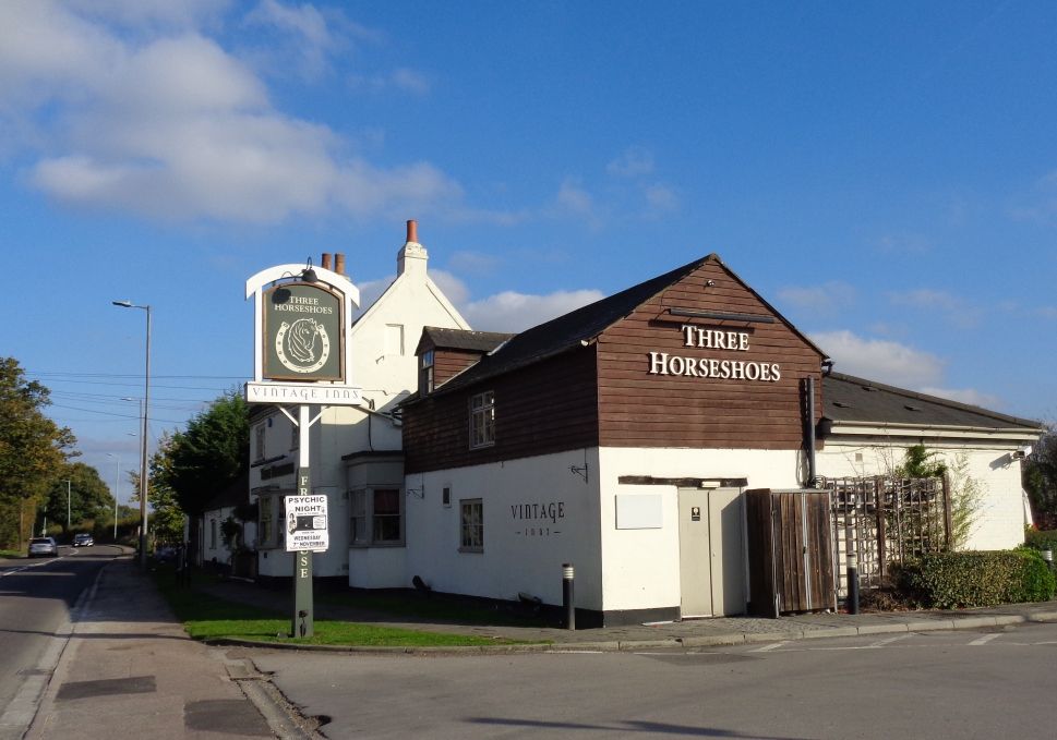 Three Horseshoes at Smallford. (Pub, External, Key). Published on 26-10-2018