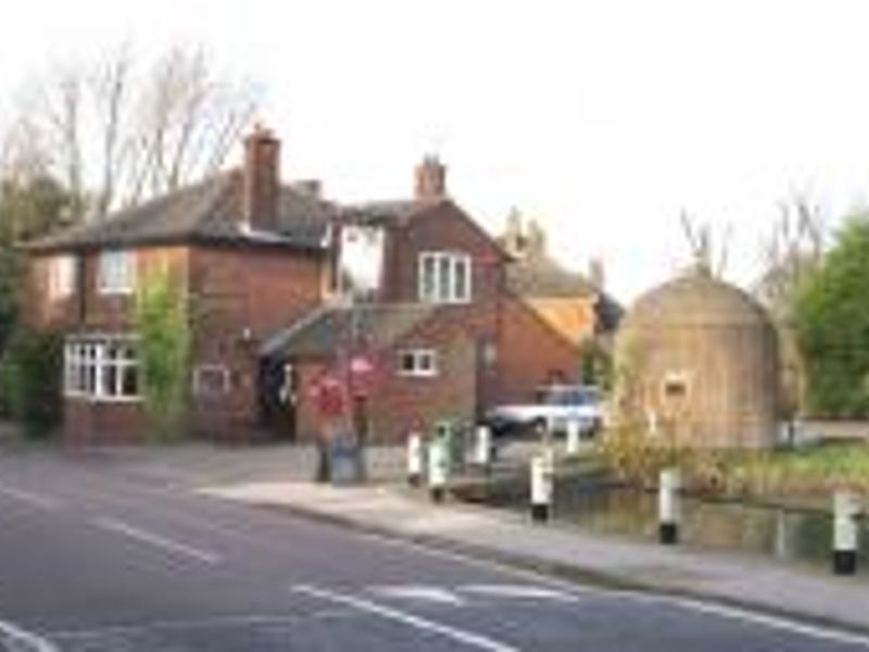 Queen Adelaide at Shenley. (Pub). Published on 01-01-1970