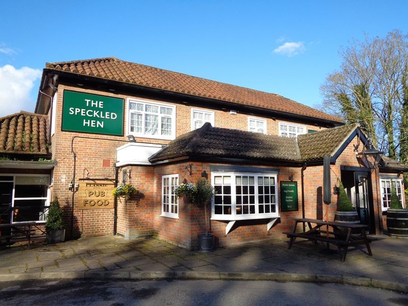 Speckled Hen at St Albans. (Pub, External, Key). Published on 01-01-1970