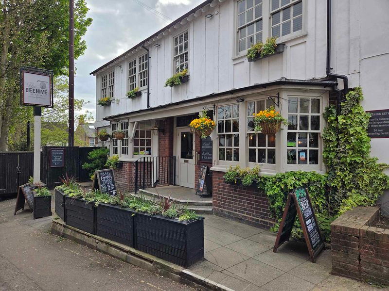 The Beehive in St Albans. (Pub, External, Key). Published on 18-04-2026