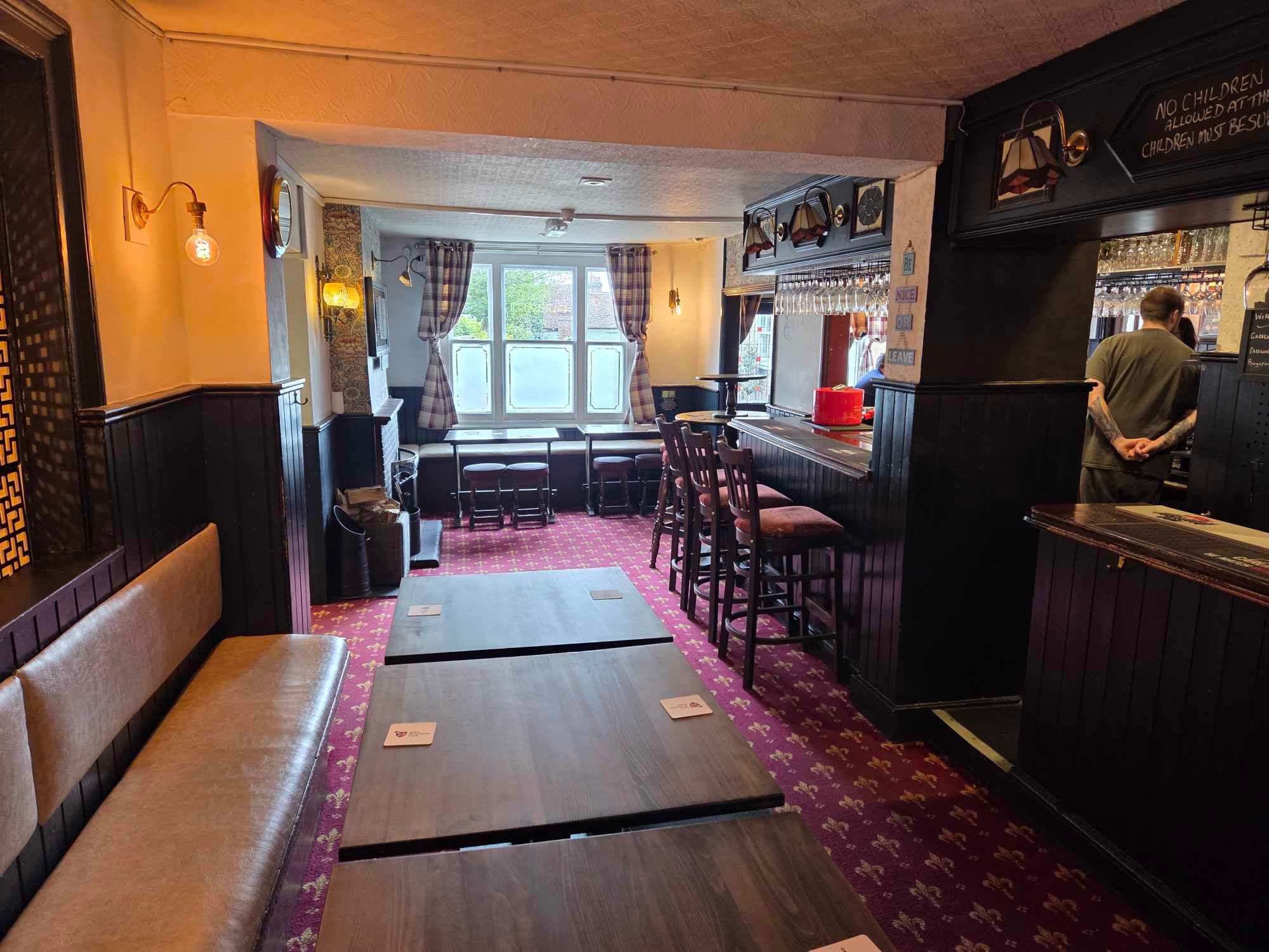 Inside The Garibaldi in St Albans. (Pub, Bar). Published on 20-04-2026