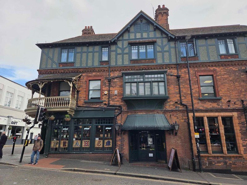 The Peahen in St Albans. (Pub, External). Published on 18-04-2026 