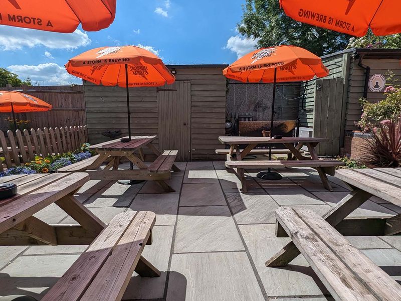 Robin Hood at St Albans. (Pub, Garden). Published on 26-09-2024 