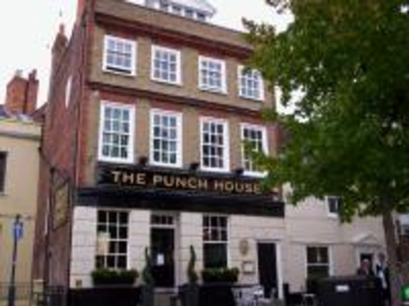 Punch House at Ware. (Pub). Published on 01-01-1970