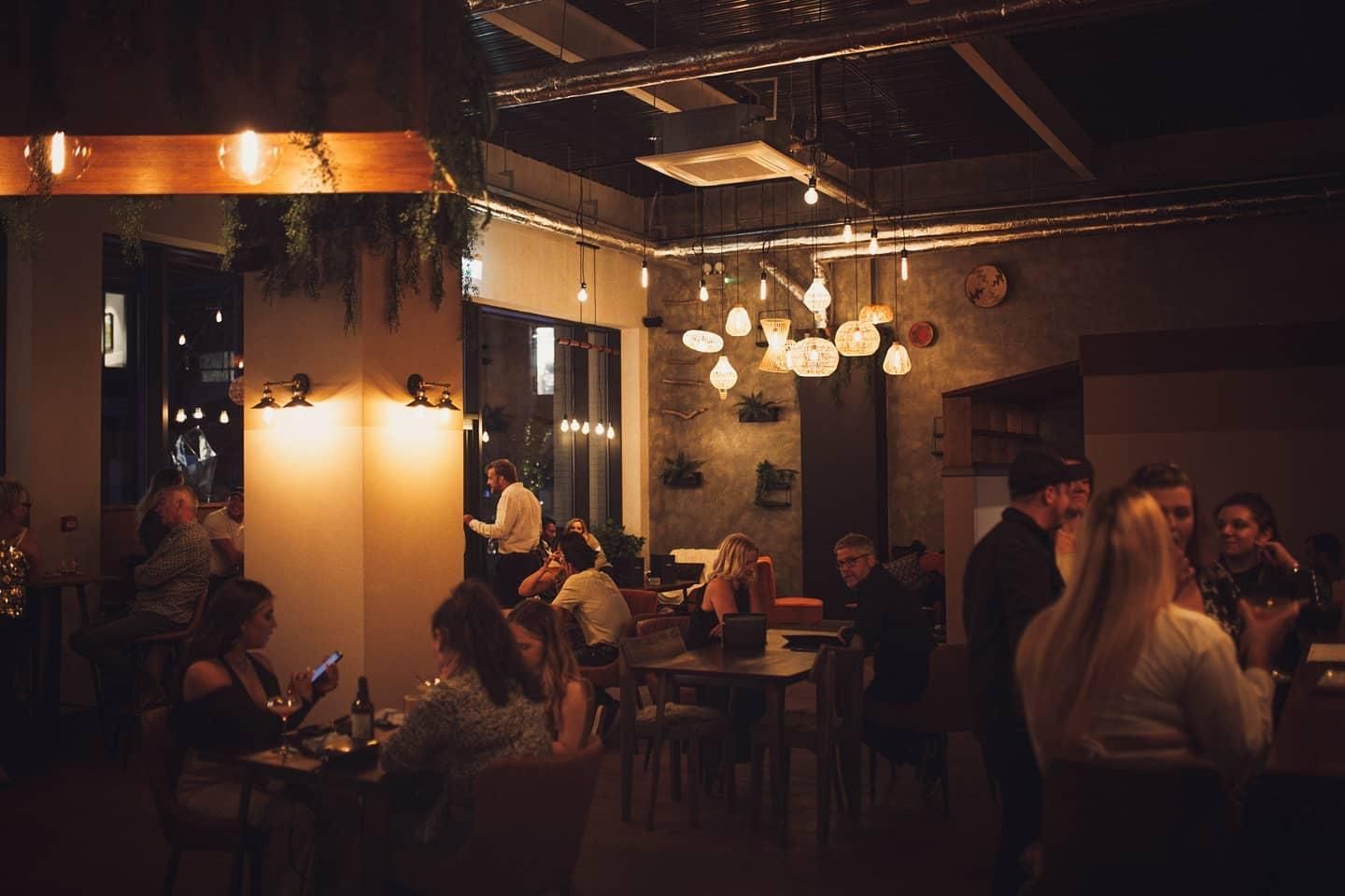 (Pub, Bar). Published on 12-05-2022