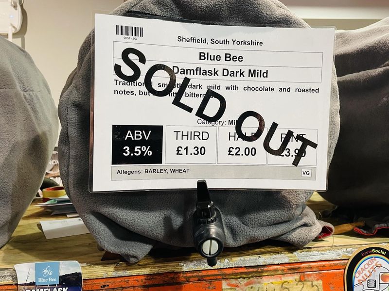 Blue Bee Damflask Dark Mild - the first beer to sell-out. (Bar). Published on 23-04-2023 