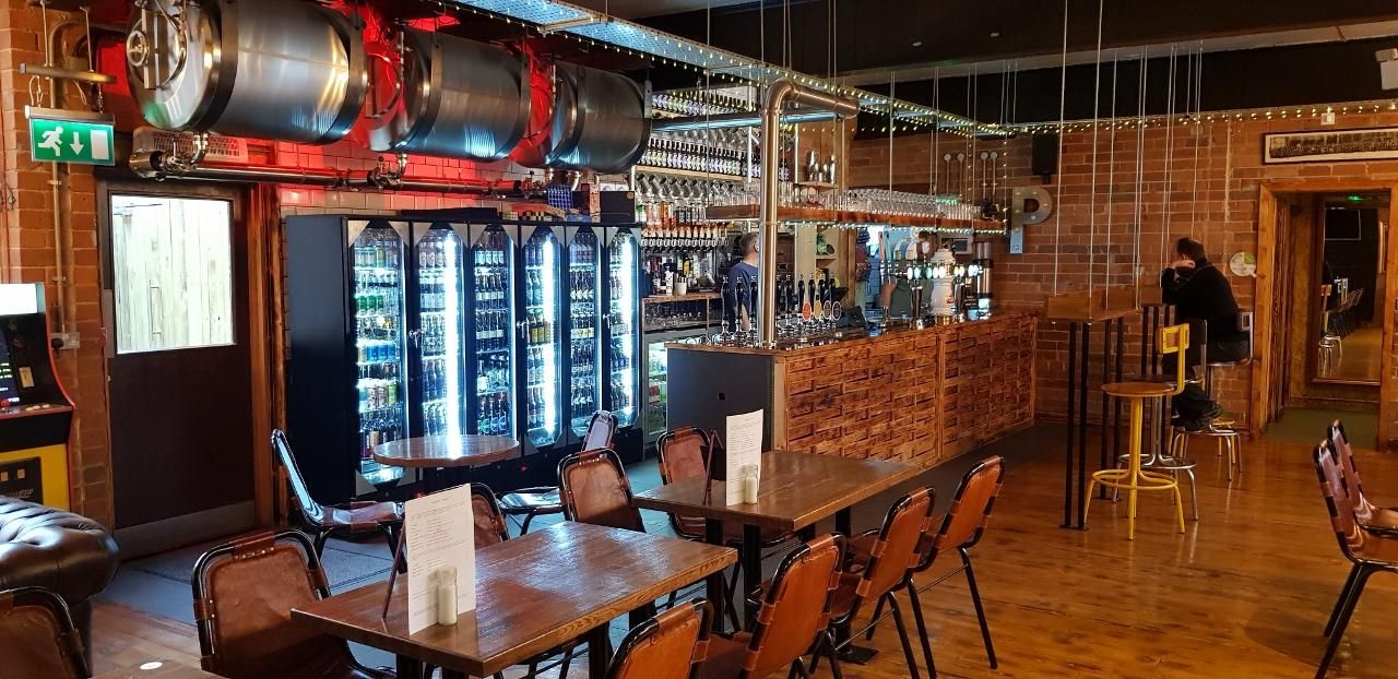 (Pub, Bar). Published on 19-12-2021
