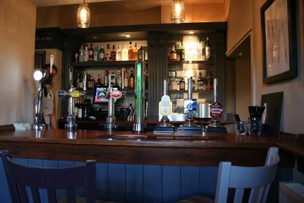 (Bar). Published on 12-02-2016