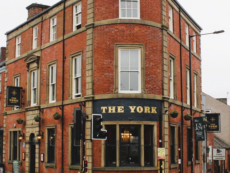 The York Hotel. (Pub, External). Published on 07-11-2024 