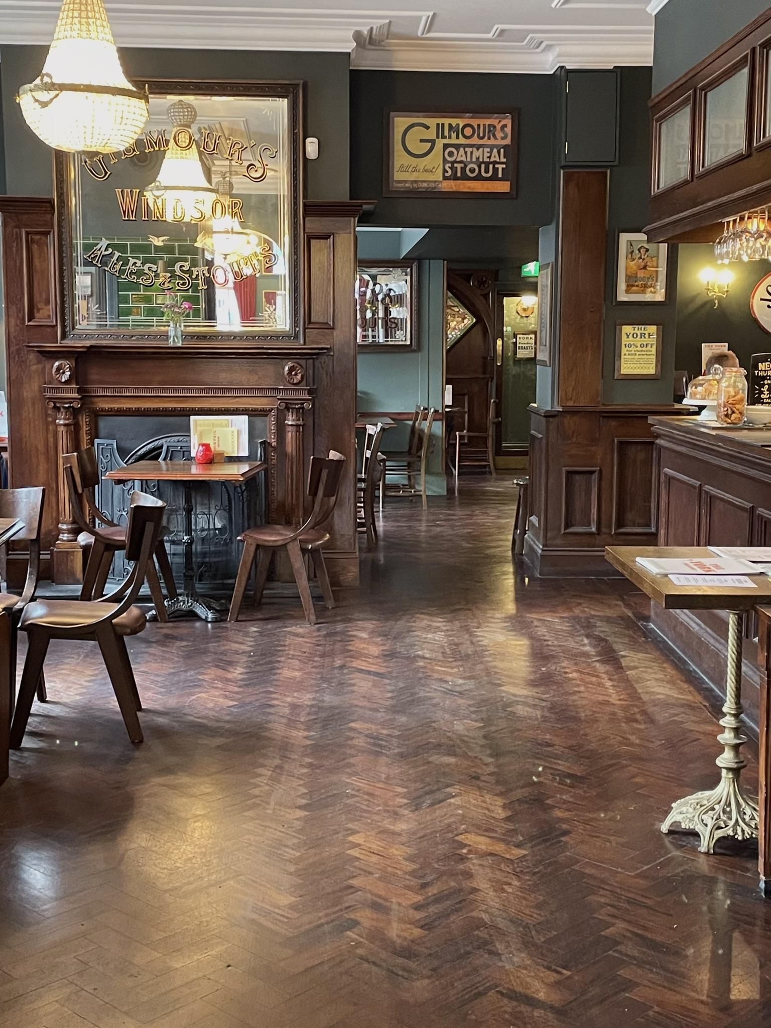 York Hotel: internal. (Pub). Published on 25-05-2025
