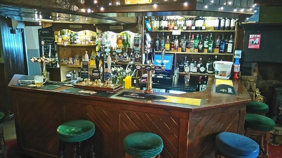 (Pub, Bar). Published on 13-06-2017