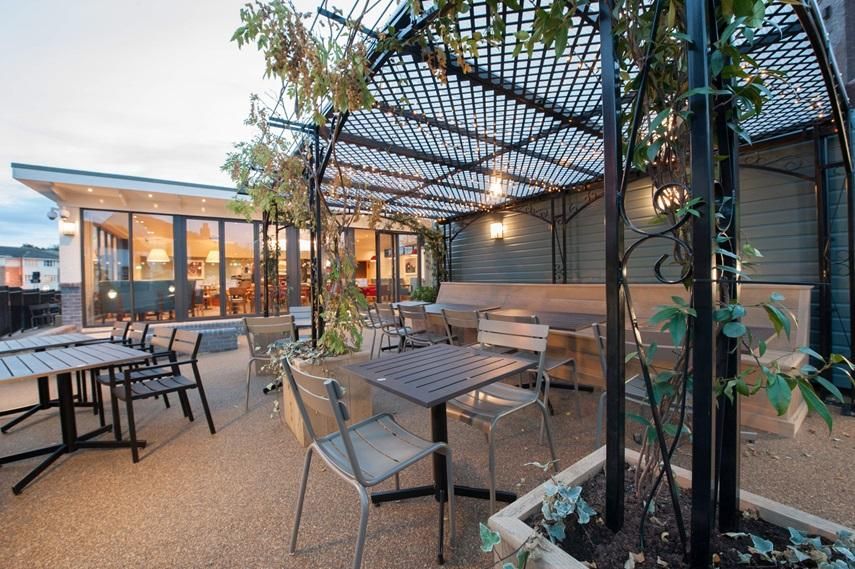 (Pub, Garden). Published on 28-02-2019