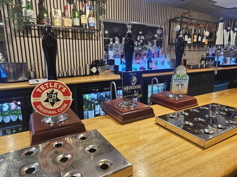 (Pub, Bar). Published on 04-12-2025 