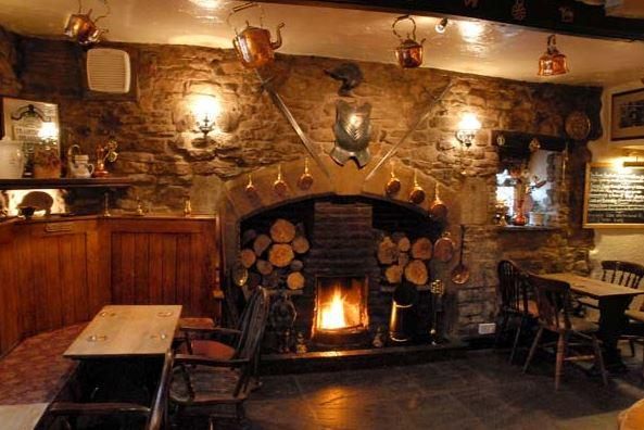 (Pub, Bar). Published on 23-12-2016