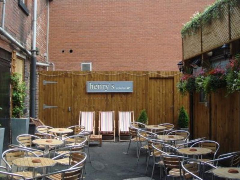 (Pub, Garden). Published on 19-08-2016