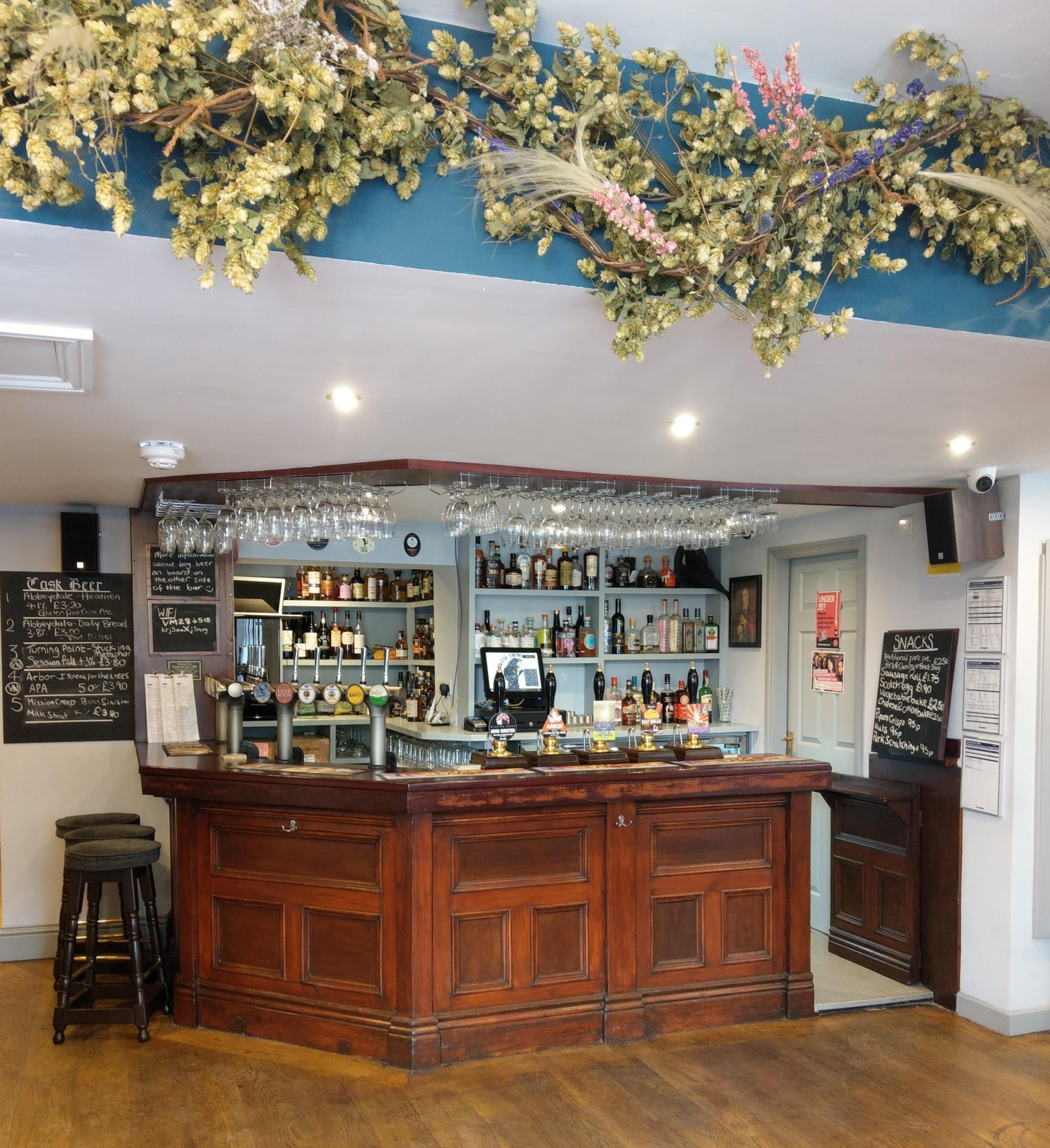 The bar at the Crow. Published on 28-10-2019