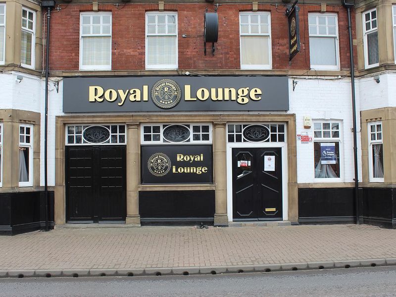 the Royal Lounge. (Pub, External). Published on 05-04-2022