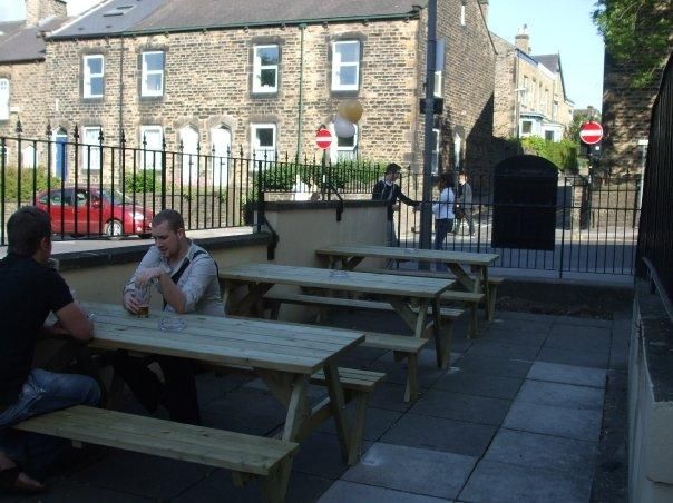 (Pub, Garden). Published on 28-03-2017