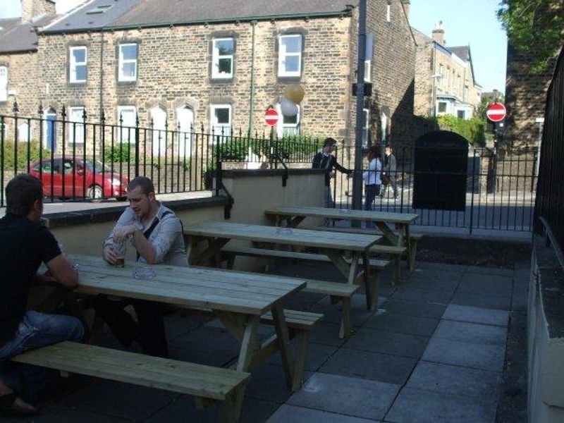 (Pub, Garden). Published on 28-03-2017