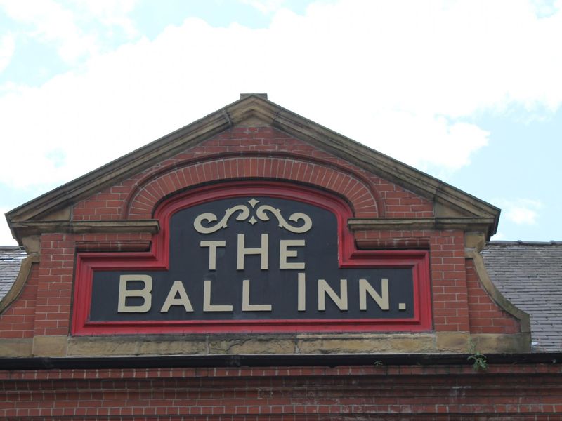 (Pub, Sign). Published on 13-12-2017