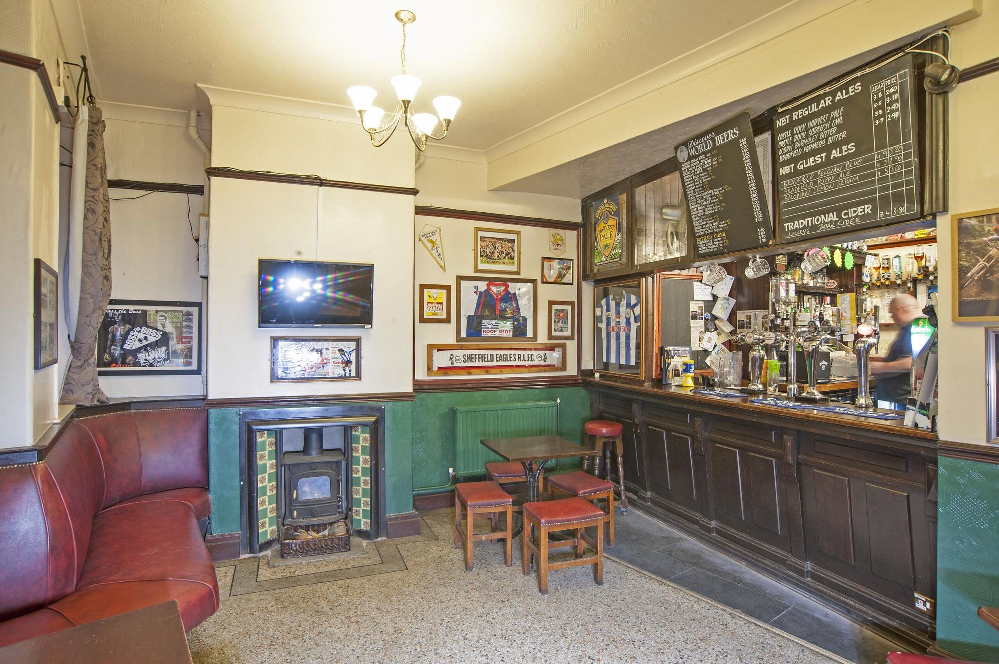 Front Room. Published on 27-07-2018