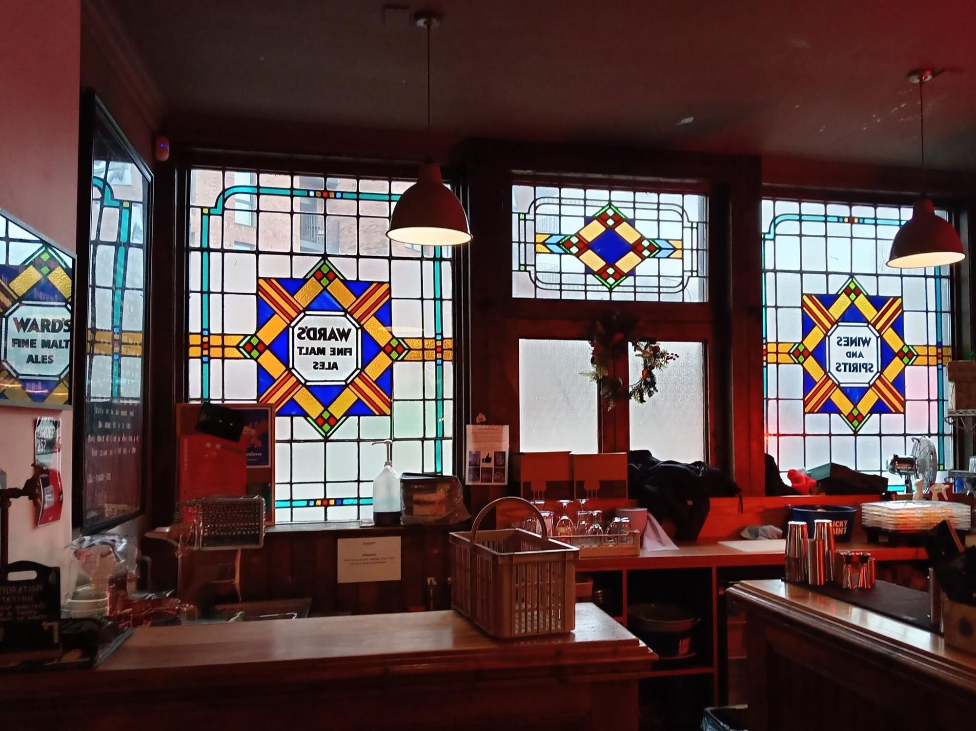 (Pub, Bar). Published on 28-12-2025