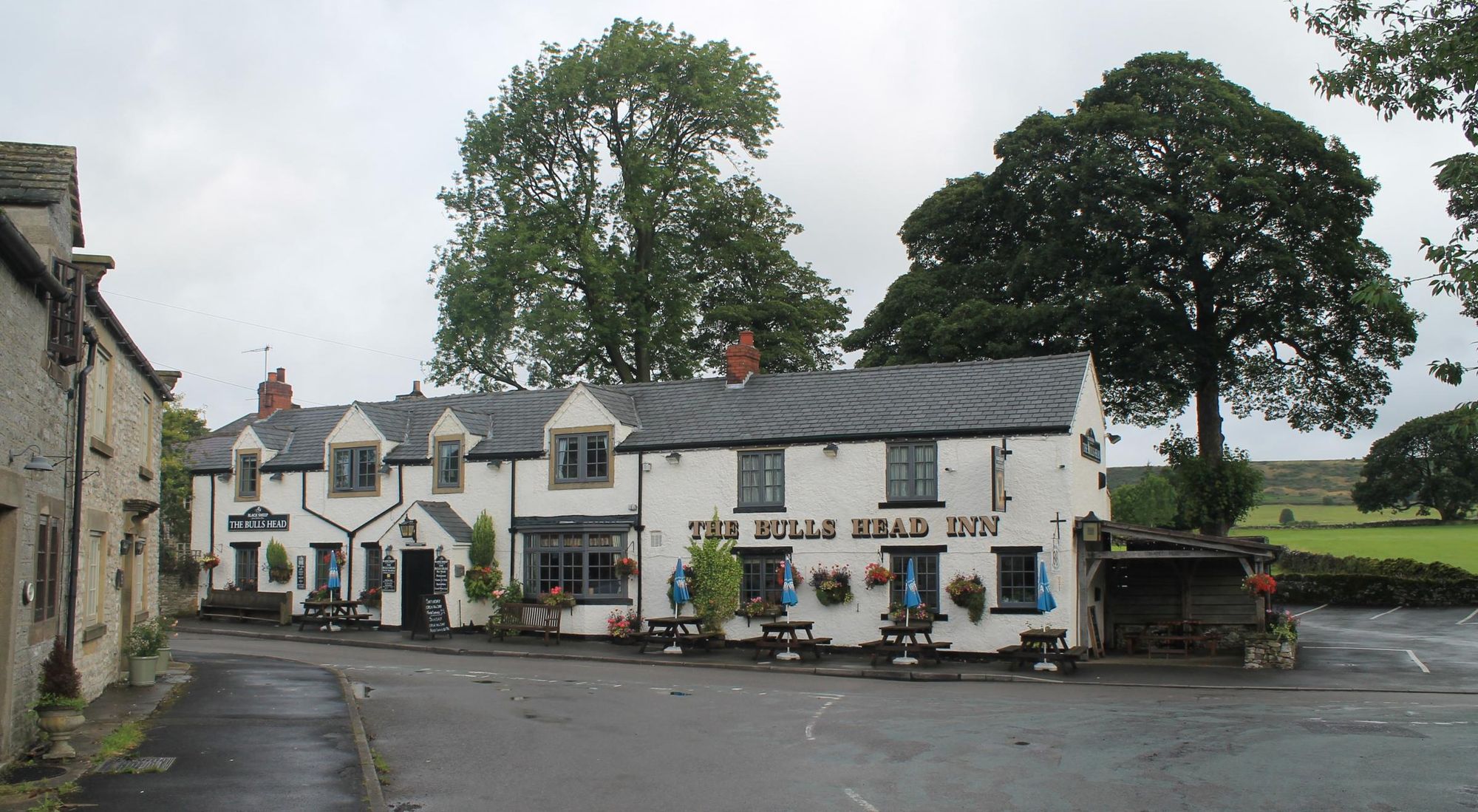 Bull's Head, Foolow. (Pub, External). Published on 15-08-2019