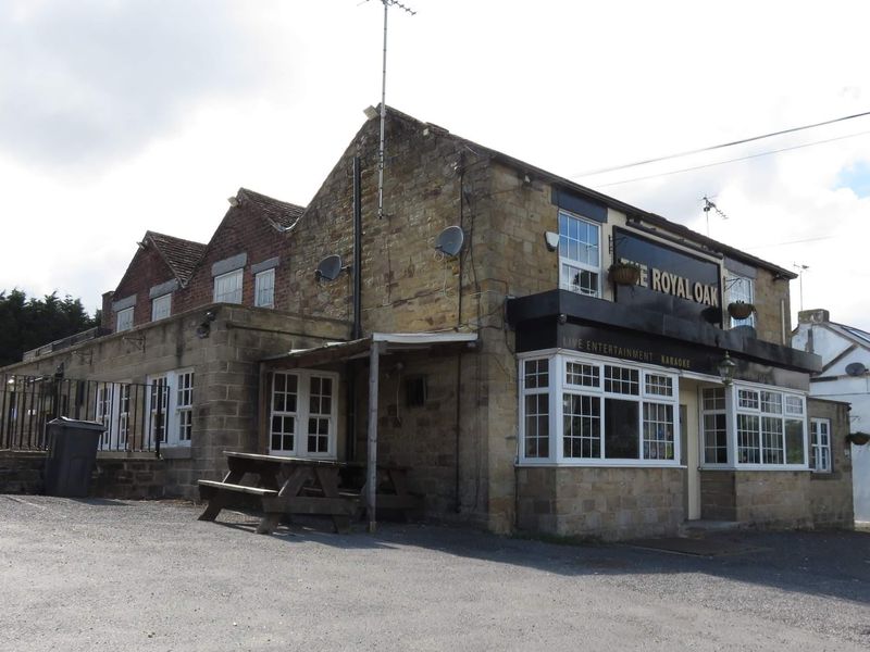 The Royal Oak - August 2020. (Pub, External). Published on 30-05-2021