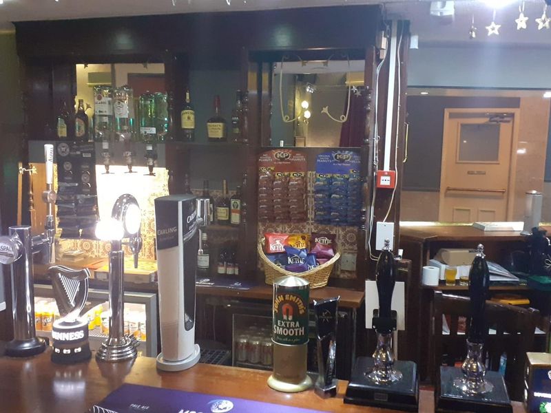 (Pub, Bar). Published on 22-10-2021