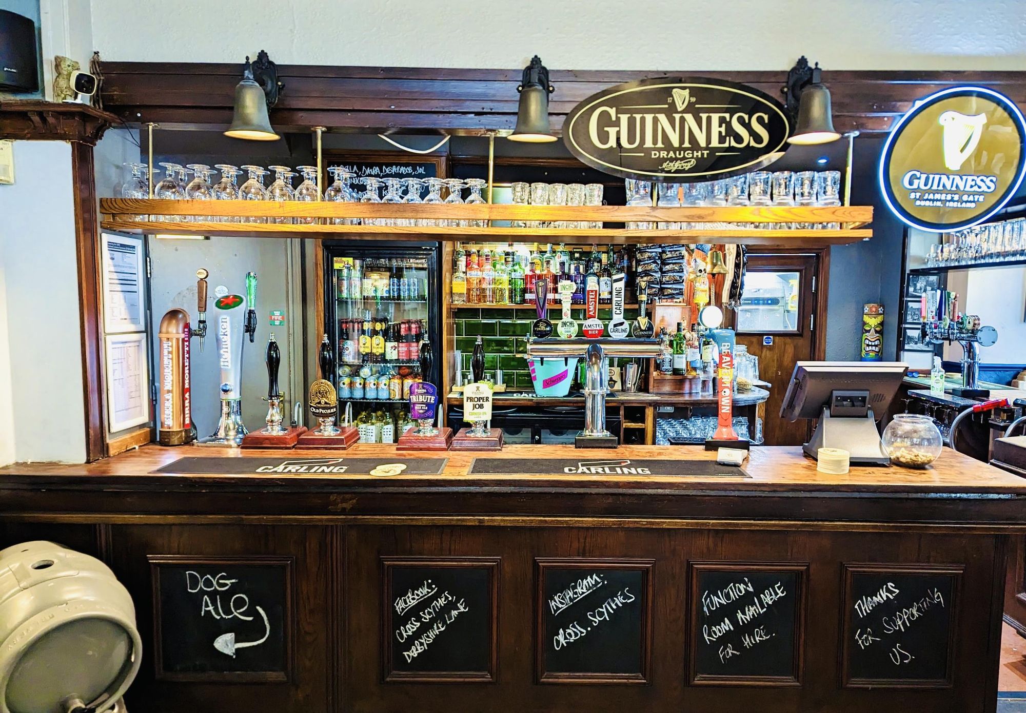 (Pub, Bar). Published on 28-05-2023