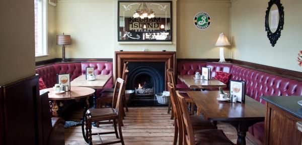 Sung c2010. (Pub, Bar). Published on 19-06-2016