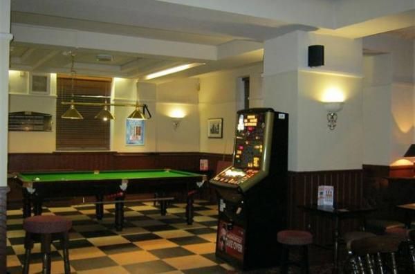 (Pub, Bar). Published on 23-03-2016