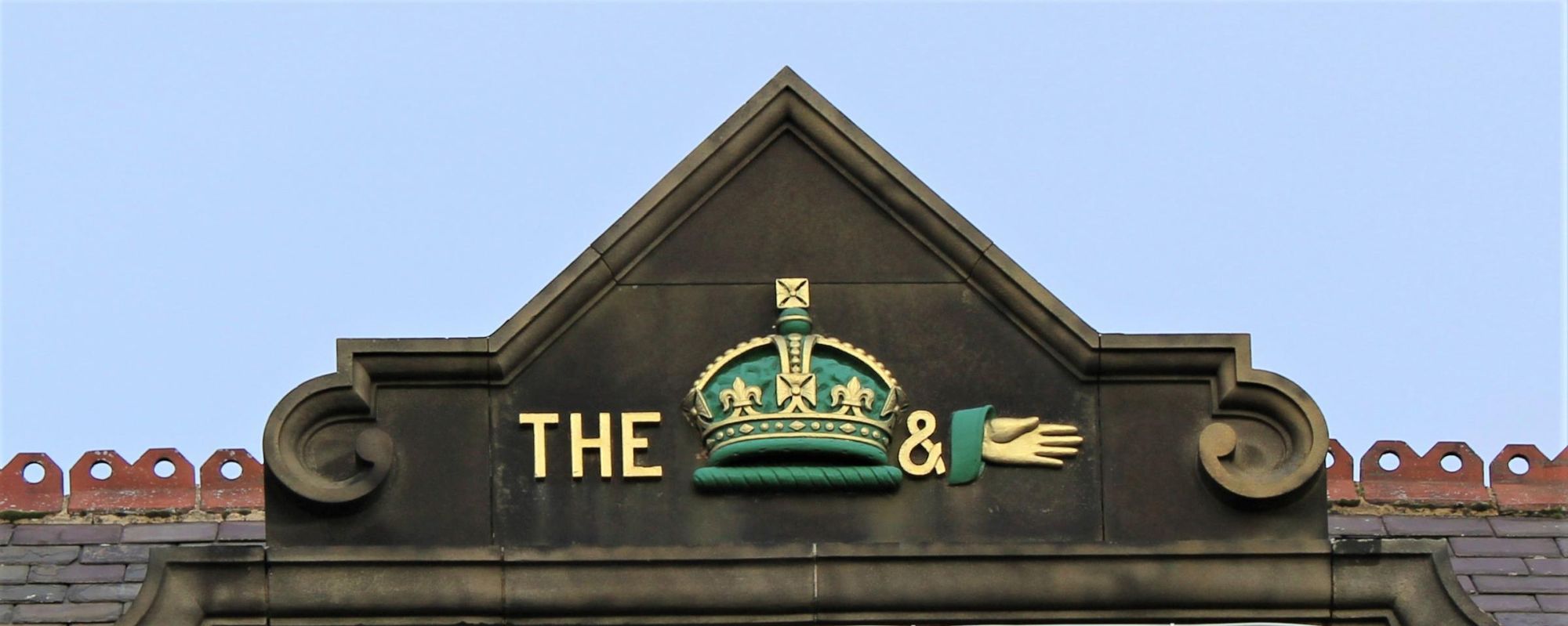 The Crown and Glove logo. (Pub, External, Sign). Published on 19-02-2021
