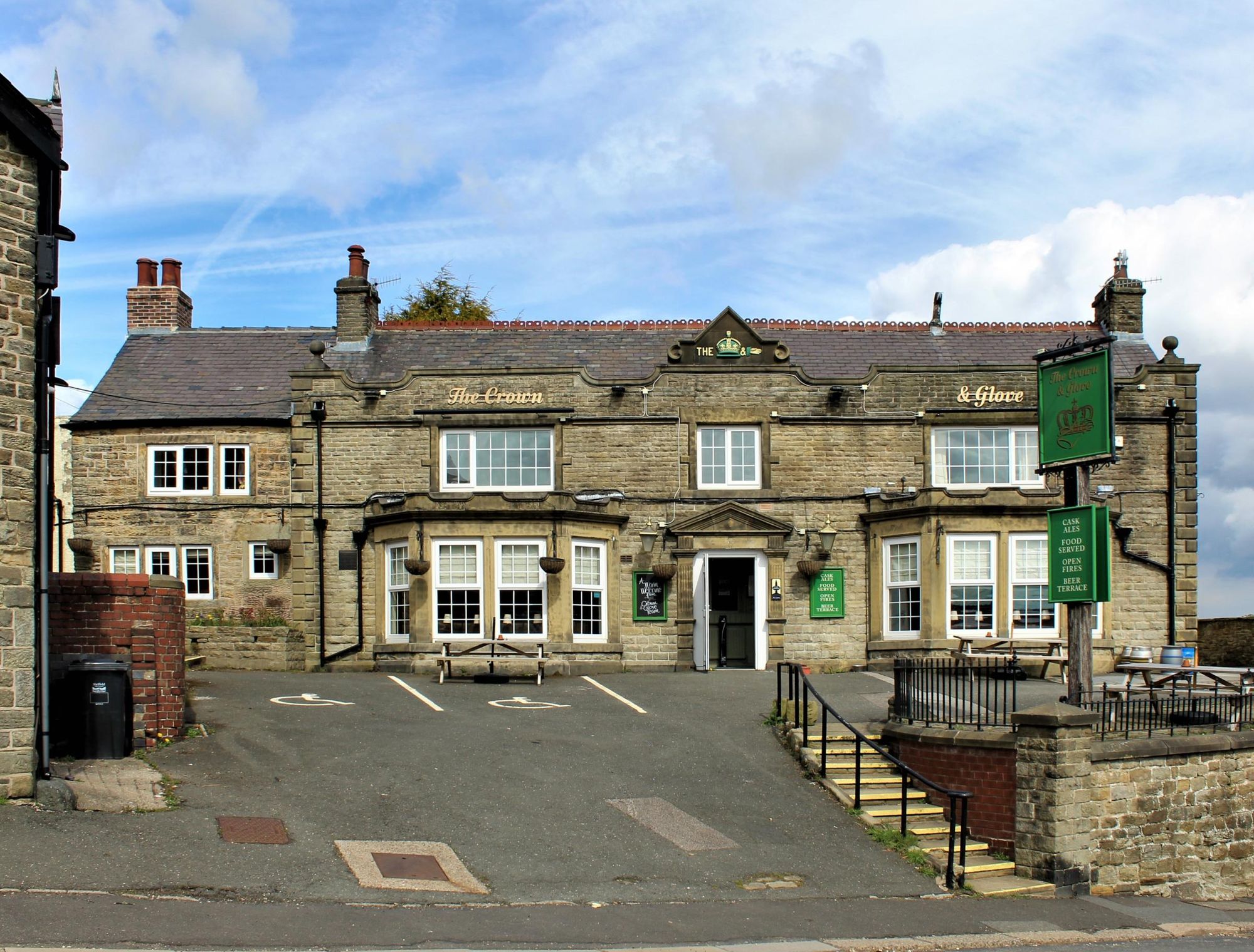 The Crown and Glove. (Pub, External, Key). Published on 14-04-2022