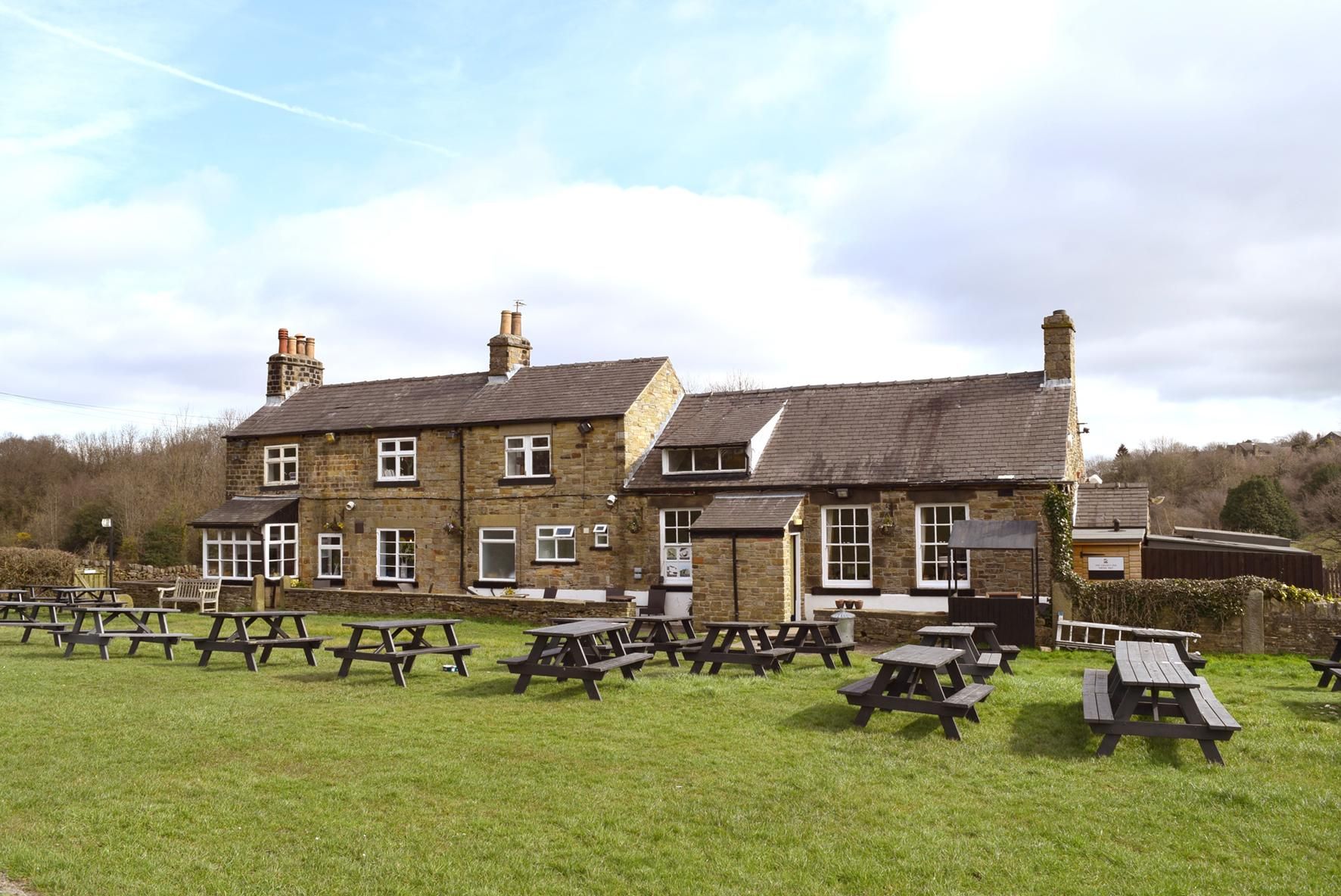 (Pub, Garden). Published on 25-10-2017