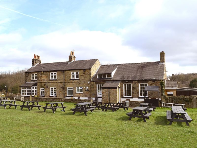 (Pub, Garden). Published on 25-10-2017