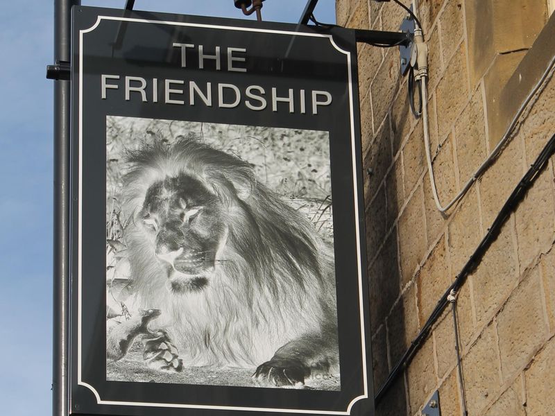 Friendship: pub sign. (External, Sign). Published on 29-10-2022 