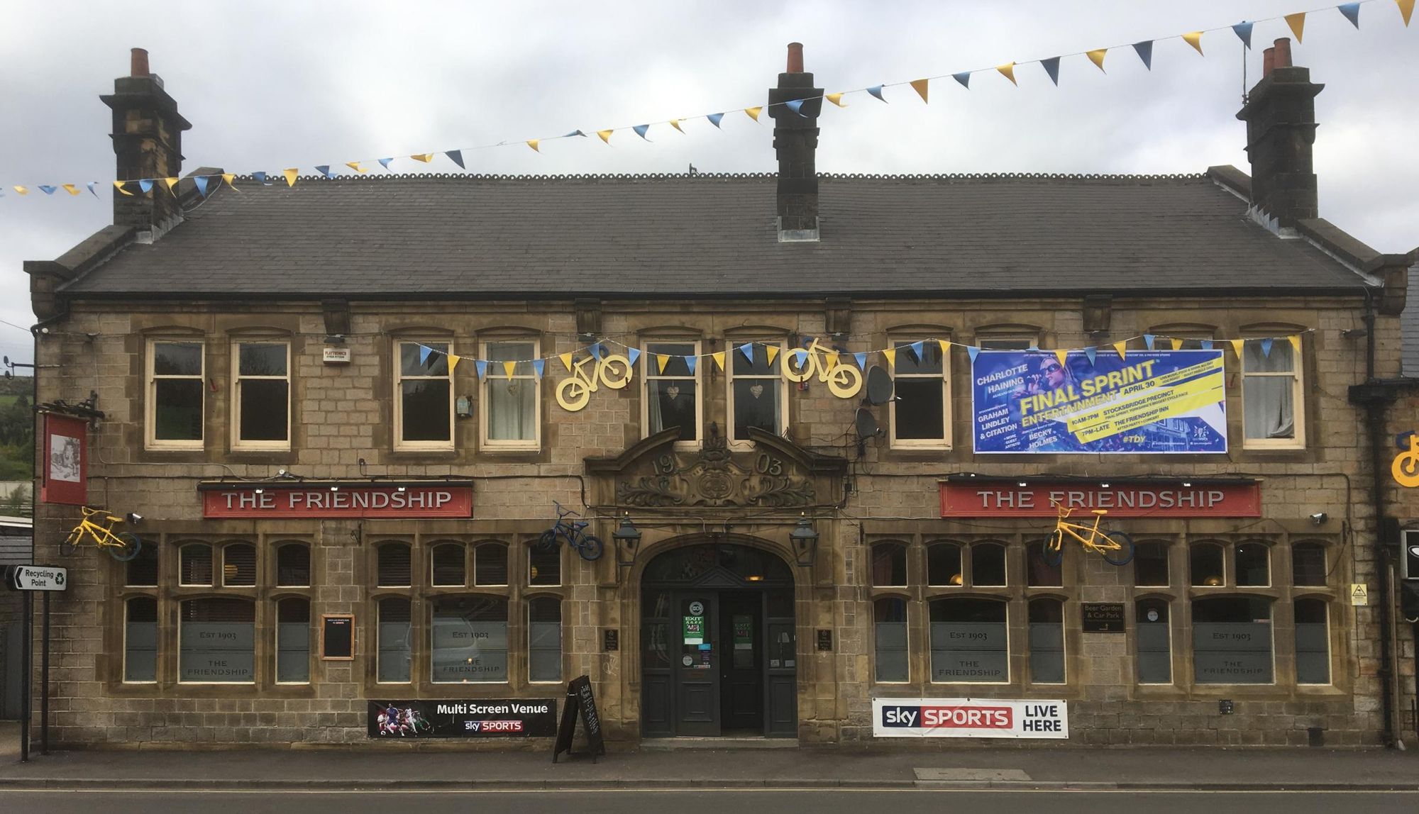 The Friendship during the Tour de Yorkshire in 2017.. (Pub, External). Published on 20-04-2017