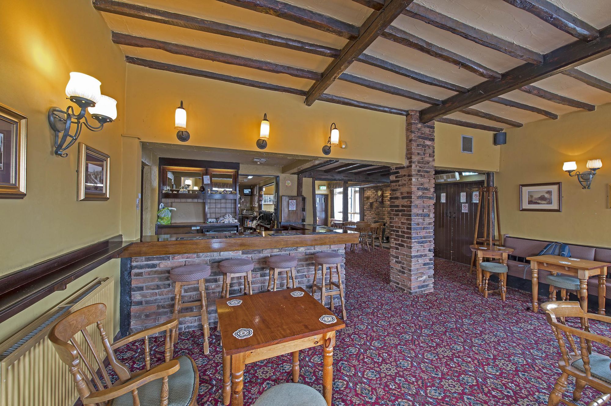 Red Grouse - left-hand room. (Pub). Published on 05-06-2021