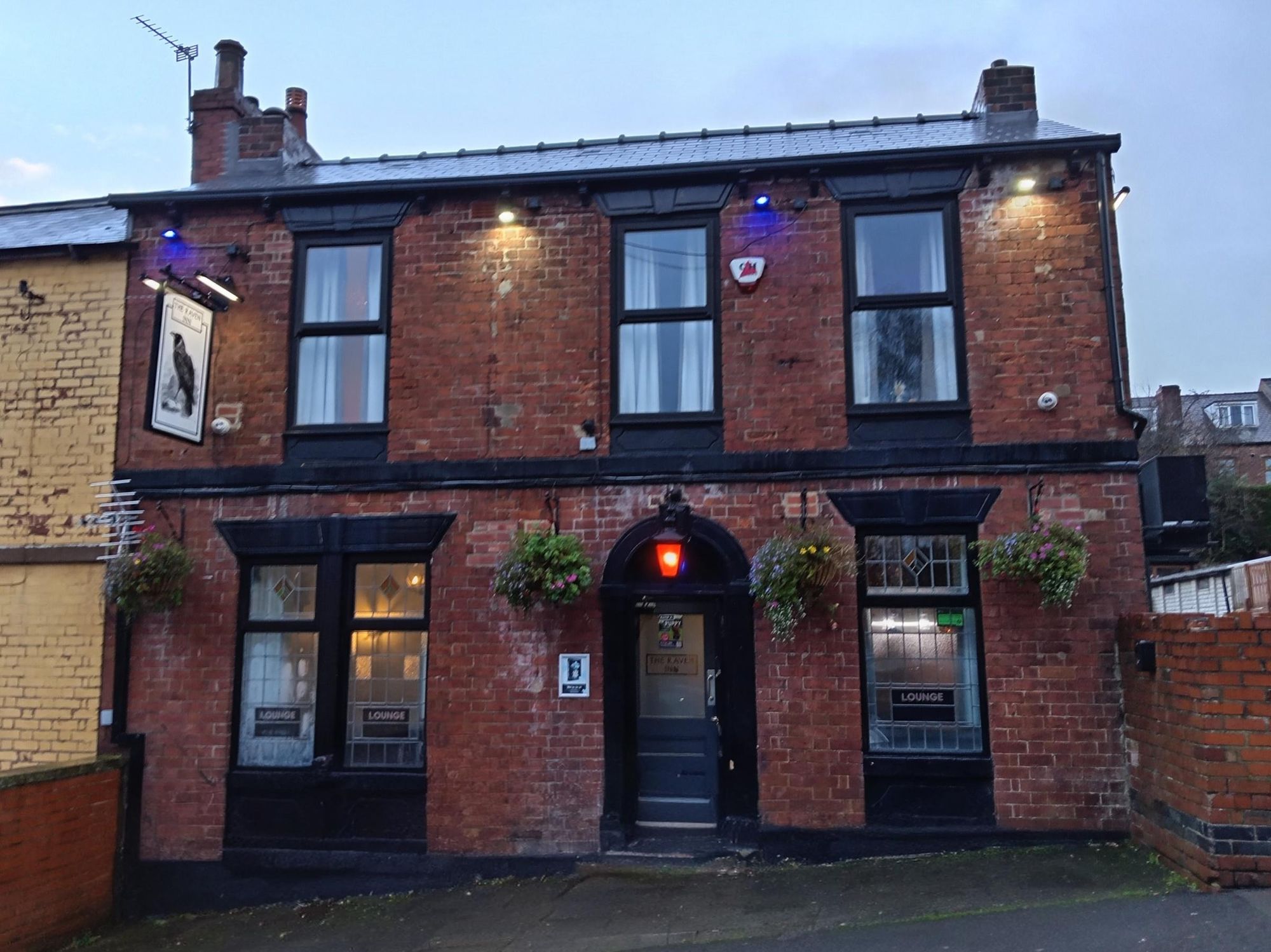 (Pub, External, Key). Published on 19-11-2025