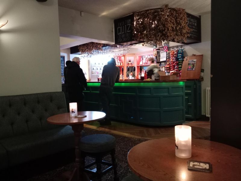 (Pub, Bar). Published on 19-11-2025 