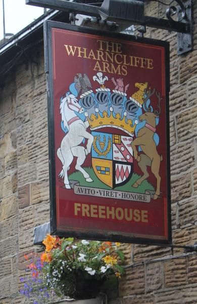pre-2019 pub sign. (Pub, External, Sign). Published on 24-09-2013