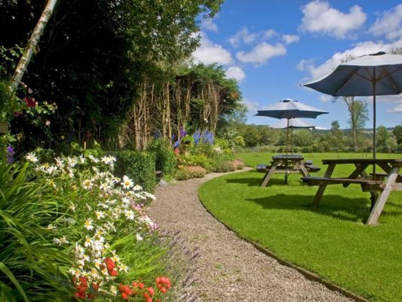 (Pub, Garden). Published on 17-09-2016