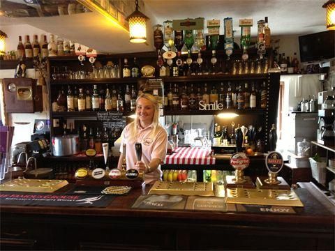 (Pub, Bar). Published on 07-11-2016