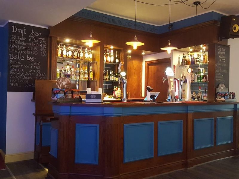 (Pub, Bar). Published on 21-10-2021 