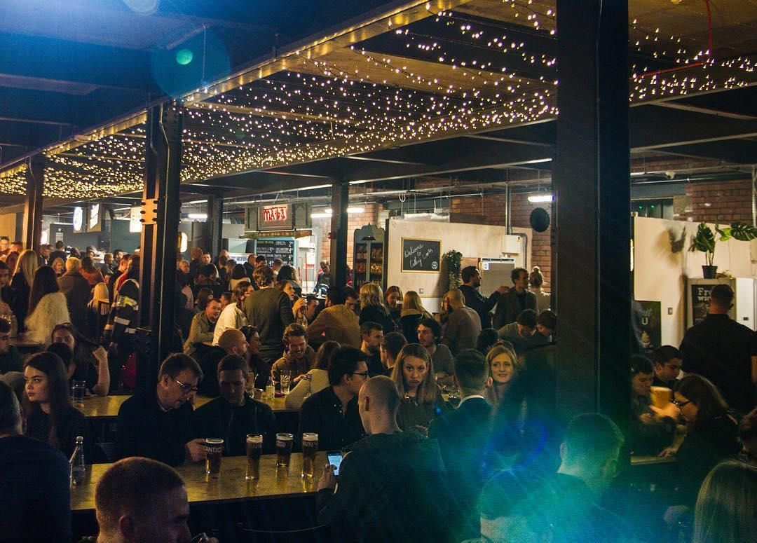 (Pub, Bar, Customers). Published on 26-02-2021