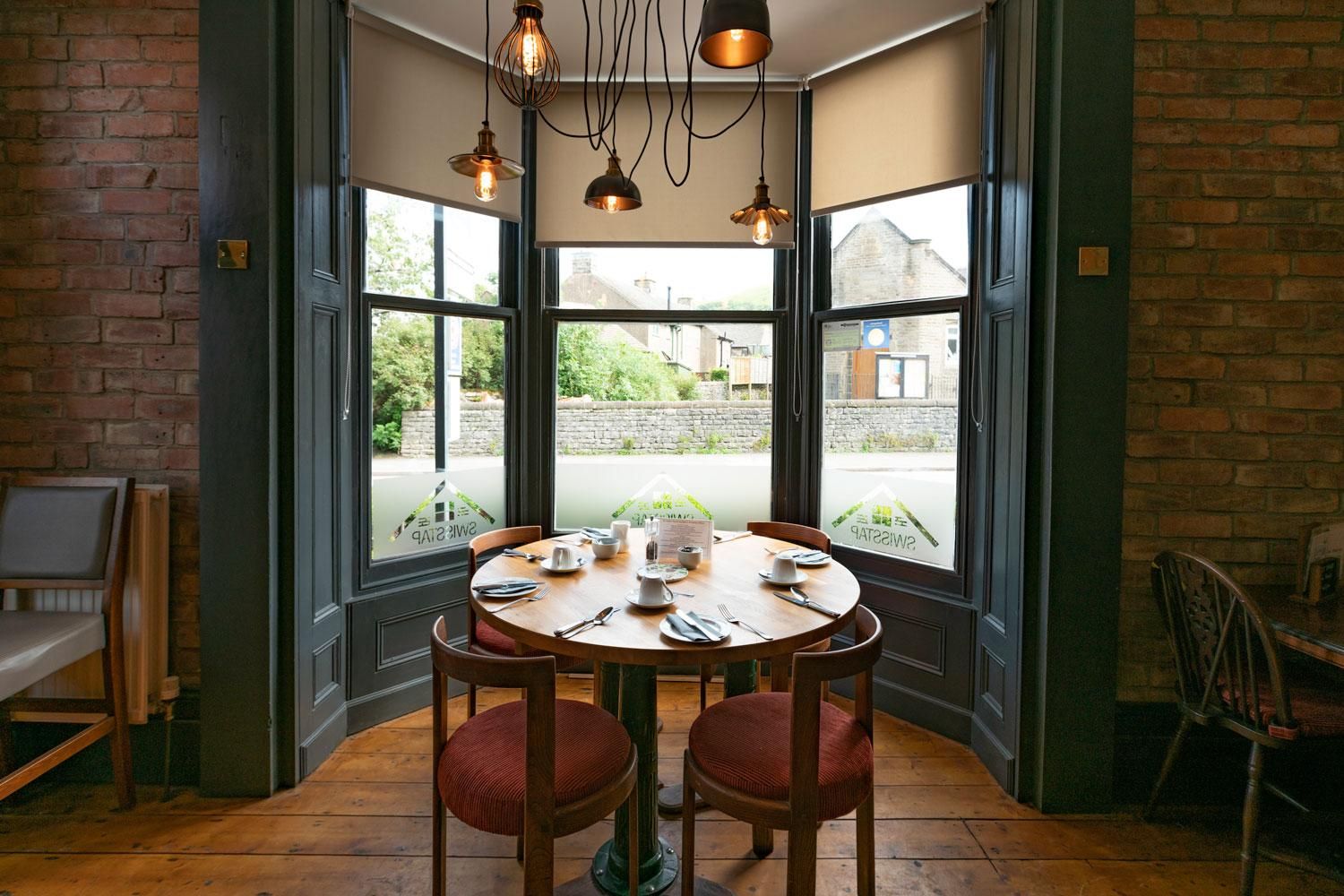 (Pub, Restaurant). Published on 12-02-2022