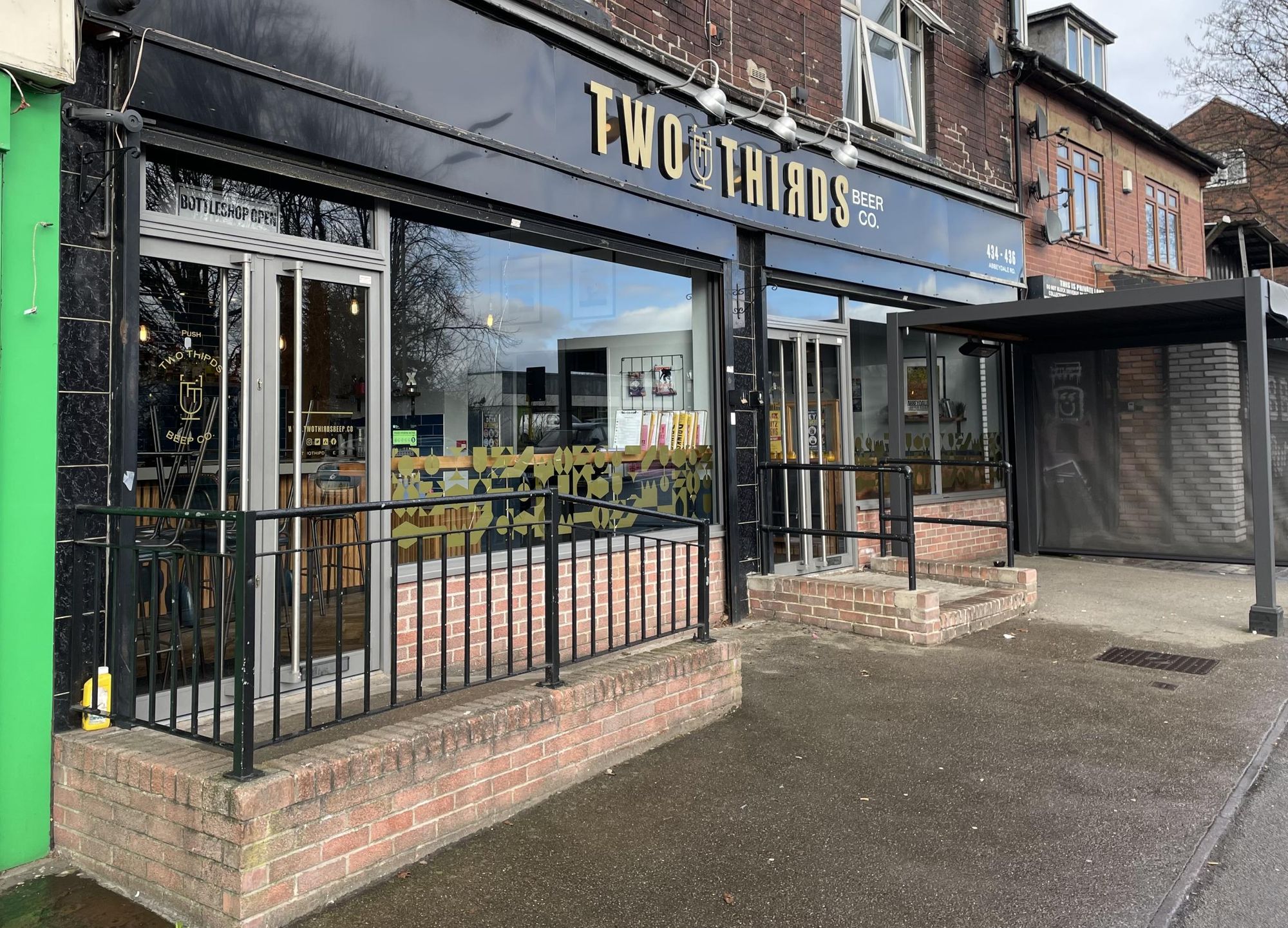 Two Thirds. (Pub, External, Key). Published on 27-02-2023